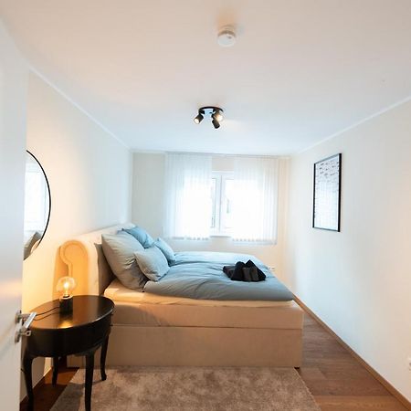 -Zentrale Wohnung-Balkon-Desingerkueche- Bielefeld Bagian luar foto